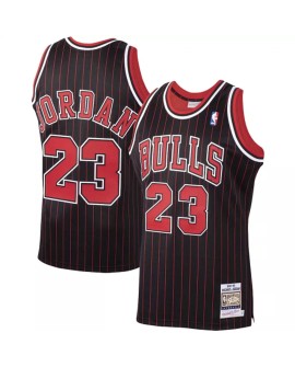 Men's Chicago Bulls Michael Jordan #23 Mitchell & Ness Black Hardwood Classics 1995-96 Jersey